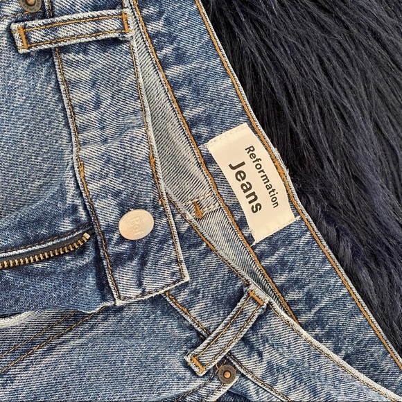 Reformation Vintage Jeans - Picture 3 of 4